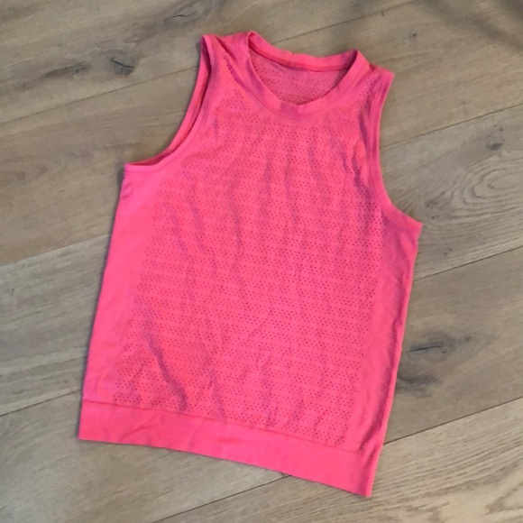 Lululemon seamless tank top - Picture 1 of 6